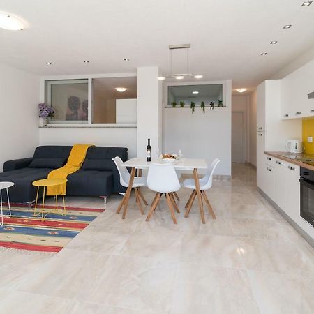 Apartment Arna Krk Town Exteriér fotografie